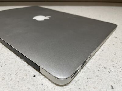 Apple MacBook Air 13.3