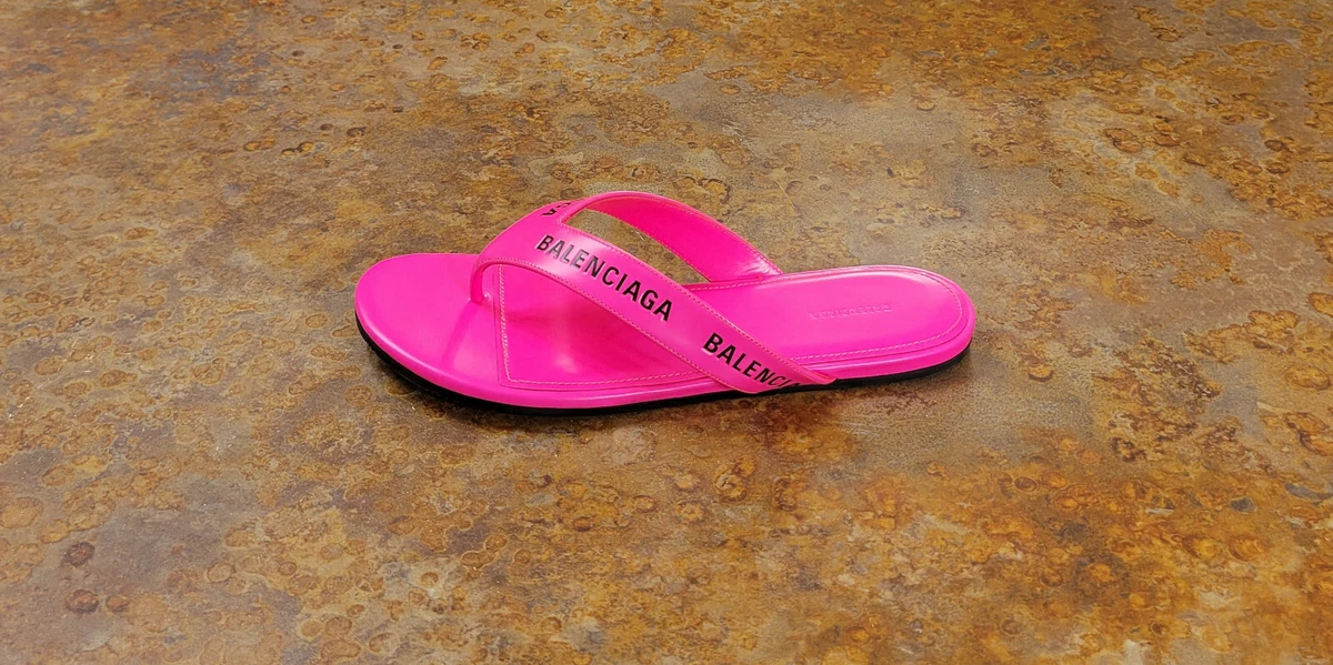 Balenciaga flip sale flops pink