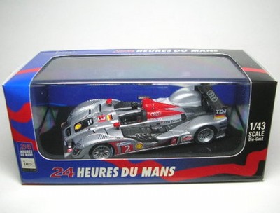 Audi R15 TDI No. 2 LeMans 2009