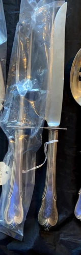 WALLACE GRAND COLONIAL STERLING SILVER FLATWARE  2 PIECE CARVING SET  POLISHED