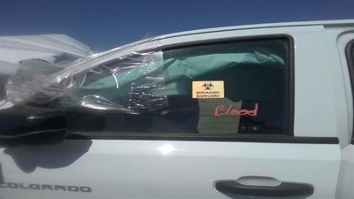 Driver Left Front Door Glass Fits 23 COLORADO 30196128