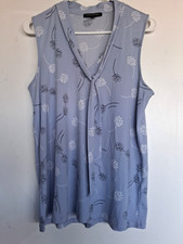 Banana Republic size M pale blue sleeveless blouse. Excellent condition.