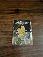 Neopets Limited Con Pin; Acara NO CODE
