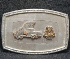 XB05172 VINTAGE 1970s  AMERICAN TRUCK DRIVER  COMMEMORATIVE MENS BELT BUCKLE