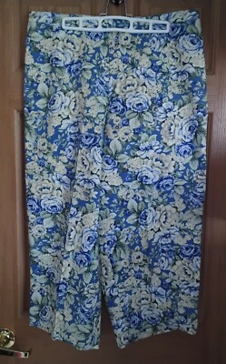 Koret City Blues Woman's Size 20W Capri Pant -Pretty Blue Floral