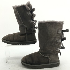 3 bailey bow uggs