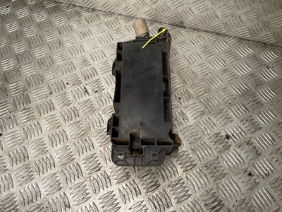 Nissan Cabstar F24 2.5 2006-16 Fuse Box 24381-8E000 for sale 