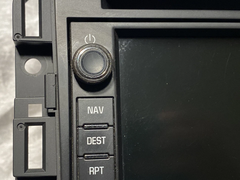 OEM 2007-09 Chevy Tahoe Avalanche Yukon NAVIGATION Radio CD GPS GM-15940103 - Image 3 of 4