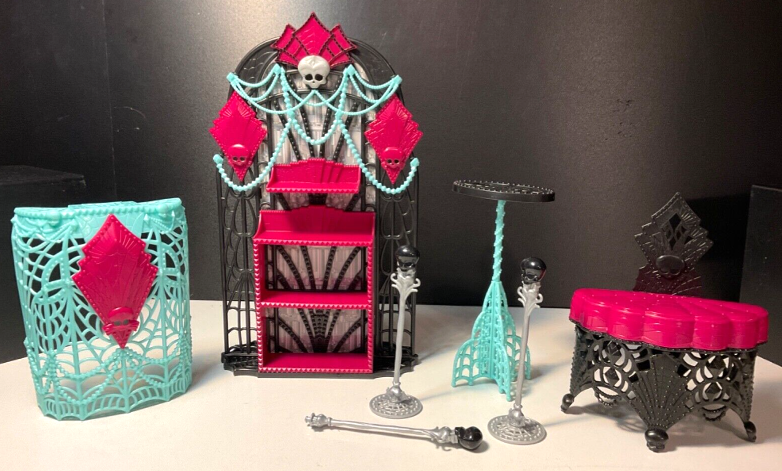 Monster High Frights Camera Action Premier Party Furniture Spare Parts Lot  