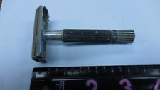 Vintage Gillette Razor W Reg US Pat. Off. 4 Made in USA, double edge