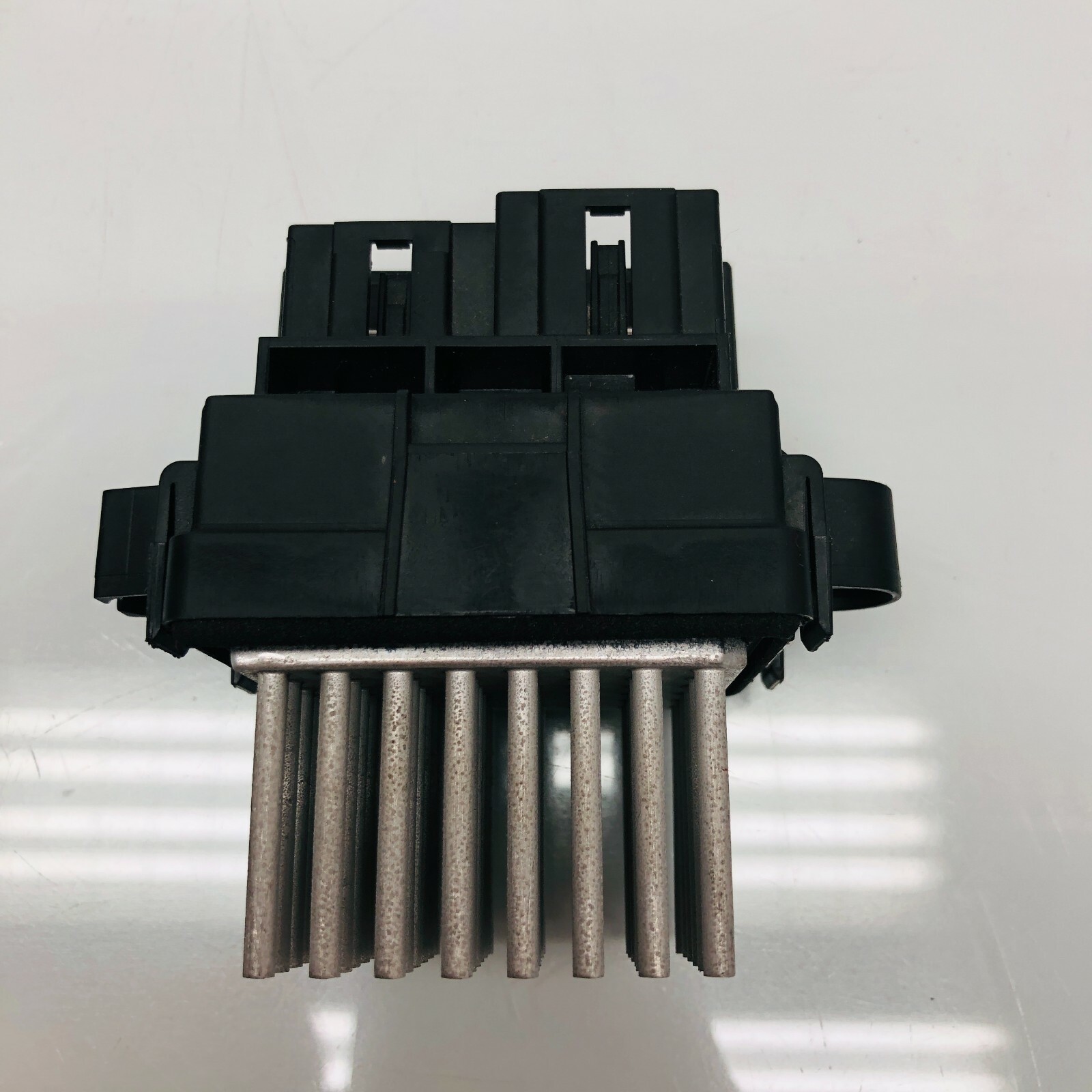 Maserati Ghibli 2014-2017 Blower motor resistor P/N W0591001