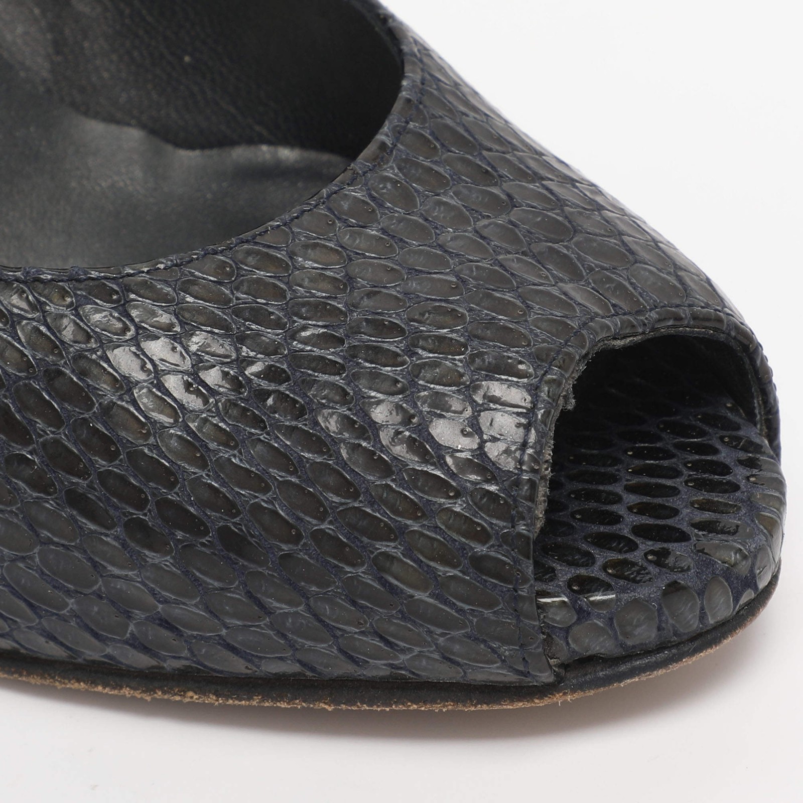 Stuart Weitzman Navy Blue Python Embossed Leather… - image 7