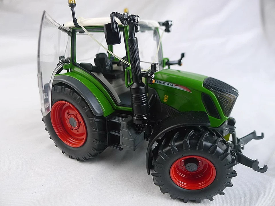USK 1/32 Scale Fendt 313 Vario Tractor Diecast Model Collection Toy Gift - Image 4 of 4