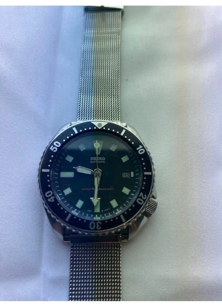 Seiko Diver Analog 200 m (20 ATM) Water Resistance Wristwatches