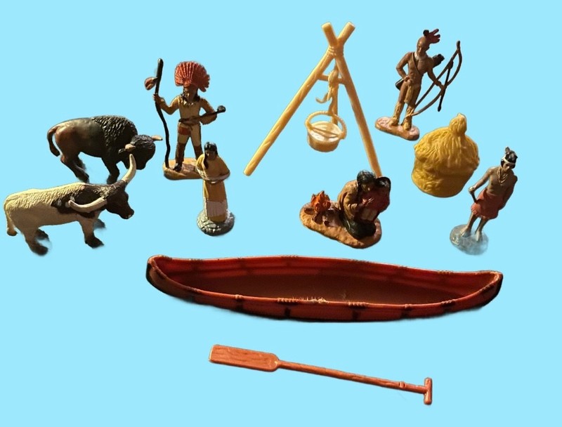 Older Safari Lid. Indian Set Figurines
