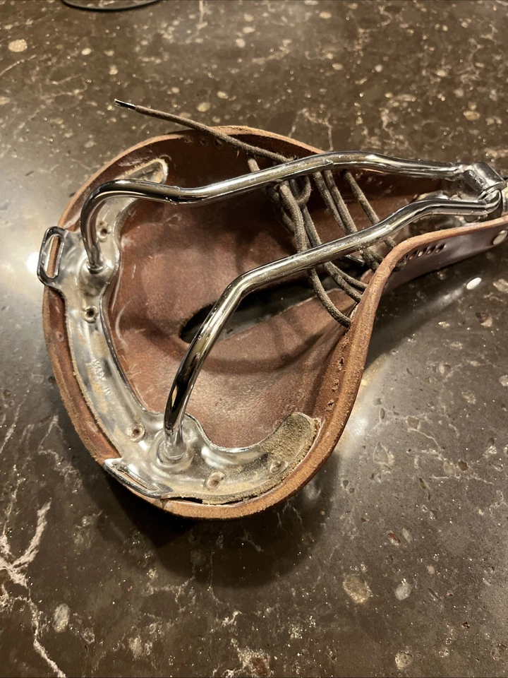 Brooks B17 Carved Leather Saddle Brown B-17 Standard Imperial - Image 2 of 4