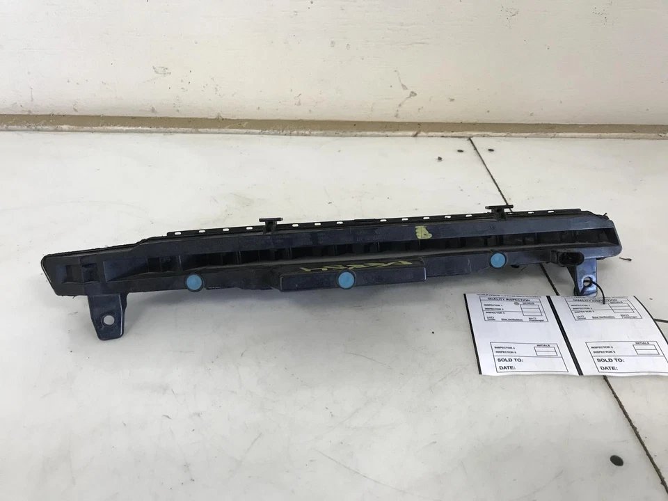 Used Driving Light fits: 2015 Audi Q7 Fog-Driving bumper mounted Grade A Foto 2 de 4