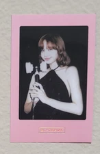 LISA - BLACKPINK OFFICIAL LIGHT STICK VER.2 POB [PHOTO CARD ONLY]
