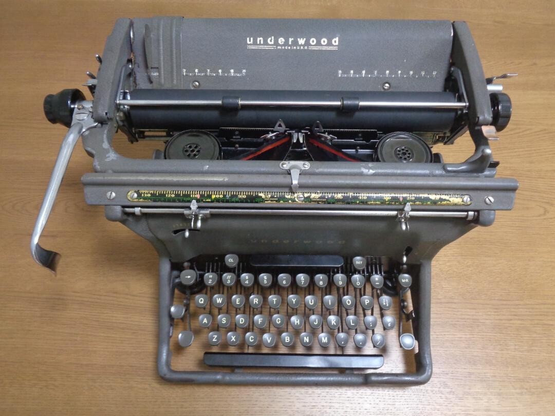 実働品　underwood SS アンダーウッドタイプライター 1951年製 実働品 underwood SS アンダーウッドタイプライター 1951年製