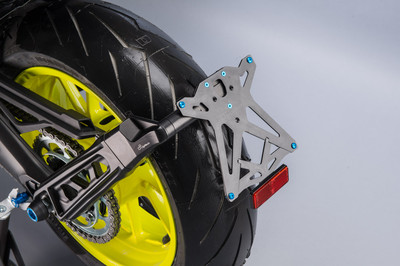  KTARYA123 Sport Kennzeichenhalter LighTech YAMAHA MT-09 850 17 18 + Kennzeichenleuchte 2017
