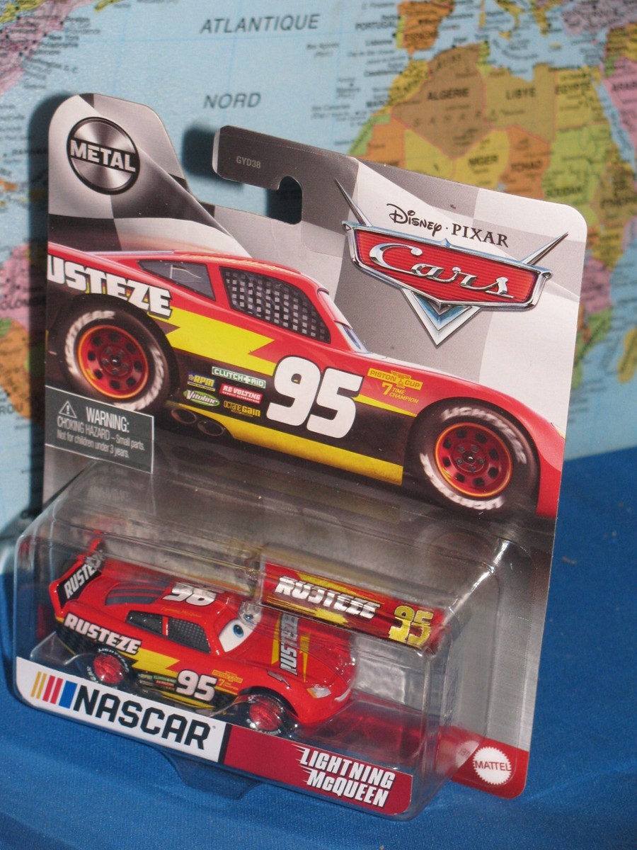 DISNEY PIXAR CARS LIGHTNING McQUEEN NASCAR RUSTEZE 95 ***BRAND NEW