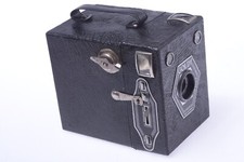   GOLDSTEIN GOLDY BOX CAMERA 6X9CM ON 120 ROLL FILM  RARE COVER   VERY NICE 