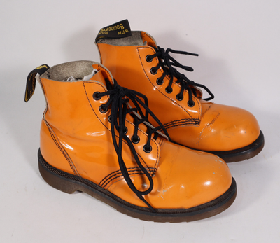 Vintage Dr. Martens Women's UK4 US6 Orange Patent Leather Vintage Dr. Martens Women's UK4 US6 Orange Patent Leather