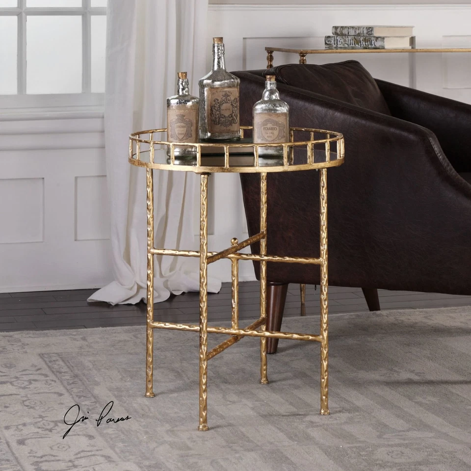 Mesa auxiliar de hierro Uttermost 24711 Tilly 19,5" W - dorada Foto 2 de 2