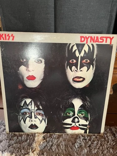 KISS ~ Dynasty -  1979 Iconic Rock LP Casablanca NBLP 7152.