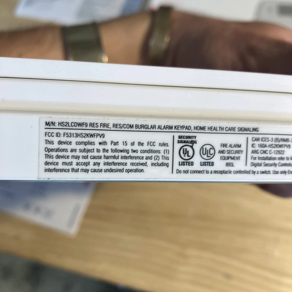 DSC Wireless Full Message LCD PowerG  Neo 2-Way Wire-Free Keypad HS2LCDWF9 ENG - Image 2 of 4