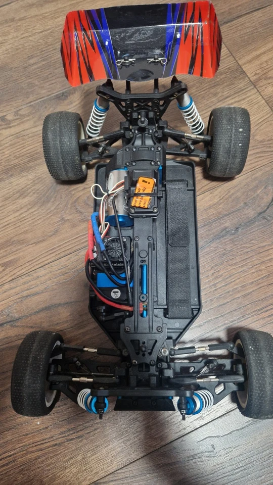 Carson Model Sport 1/10 RC Auto Dirt Warrior Water Pro 2.4 4WD 100% RTR 1:10 - Bild 2 von 4