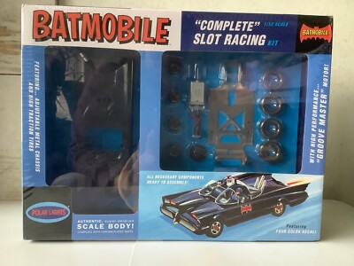  Polar Lights 883/12 1:32 Batmobile ''Slot Racing Car'' versiegelt (DA307-45R1/4)