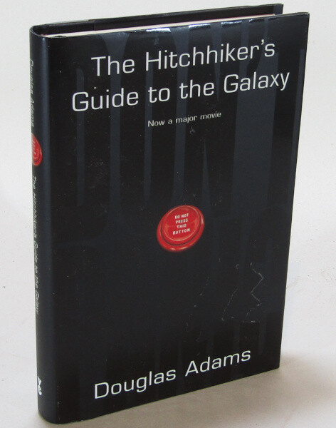 The Hitch Hiker's Guide to the Galaxy - Douglas Adams  2005