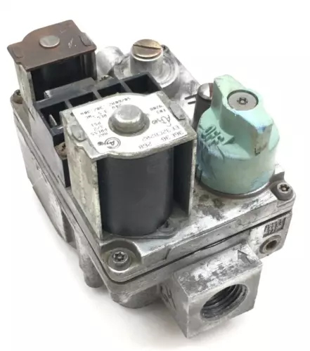 White Rodgers Furnace Gas Valve 36E36 268 EF32CB202 in/out 1/2'' used #G4