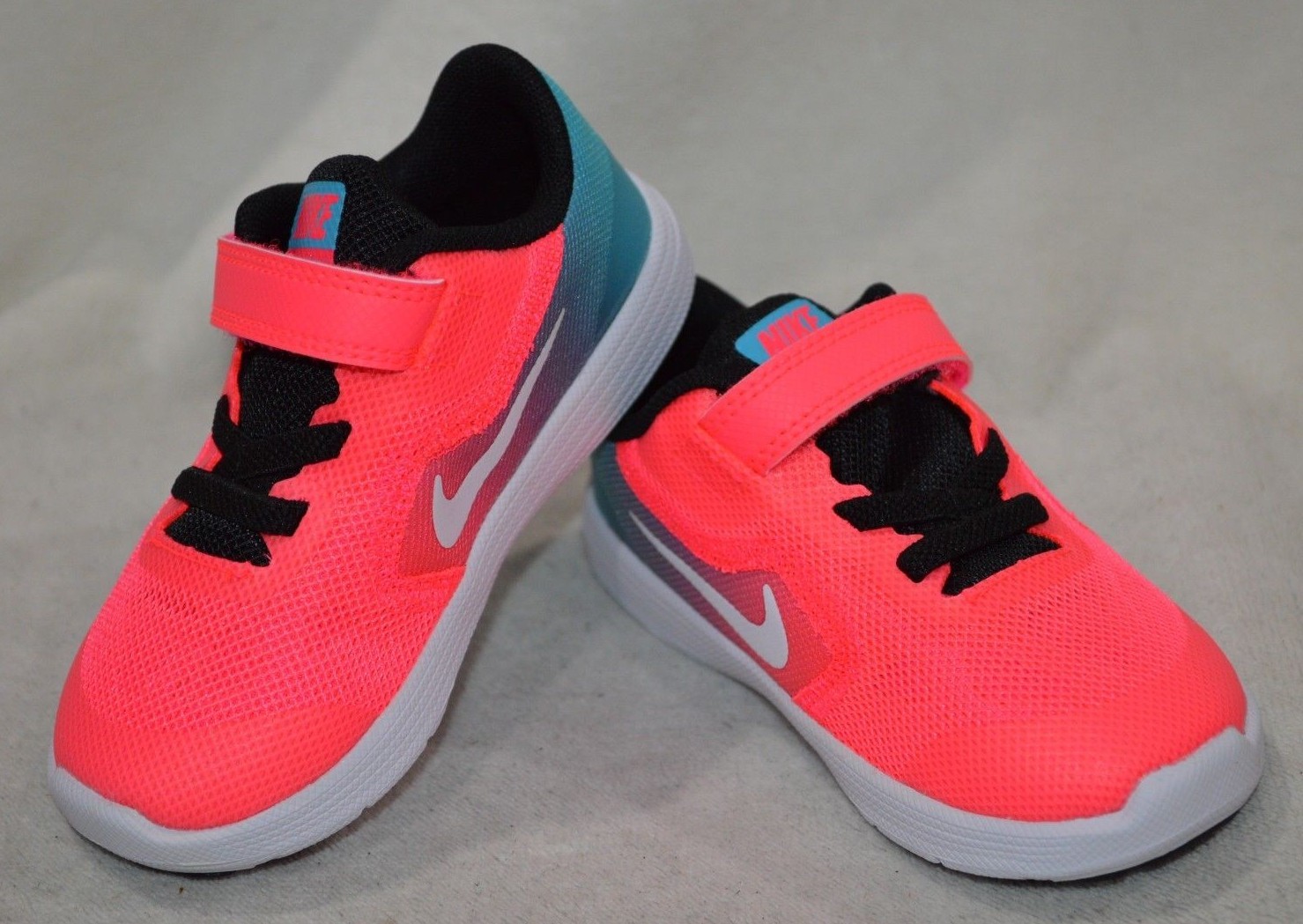 baby girl nikes size 3