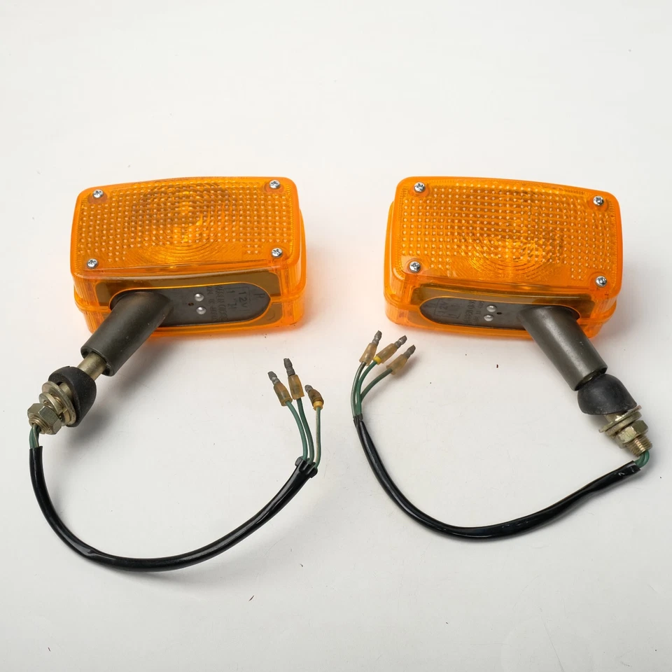 Fits For MITSUBISHI JEEP J3 J20 J30 J10 Front Winker Turn Signal Set LH RH - Image 3 of 4