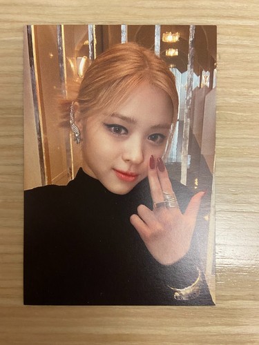 Itzy Ryujin Guess Who Tower Records Japan Bonus 1 Official Photocard - 第 1/2 張圖片