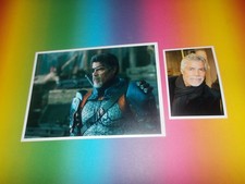 Esai Morales  Titans  signed signiert Autogramm auf  20x28 Foto in person