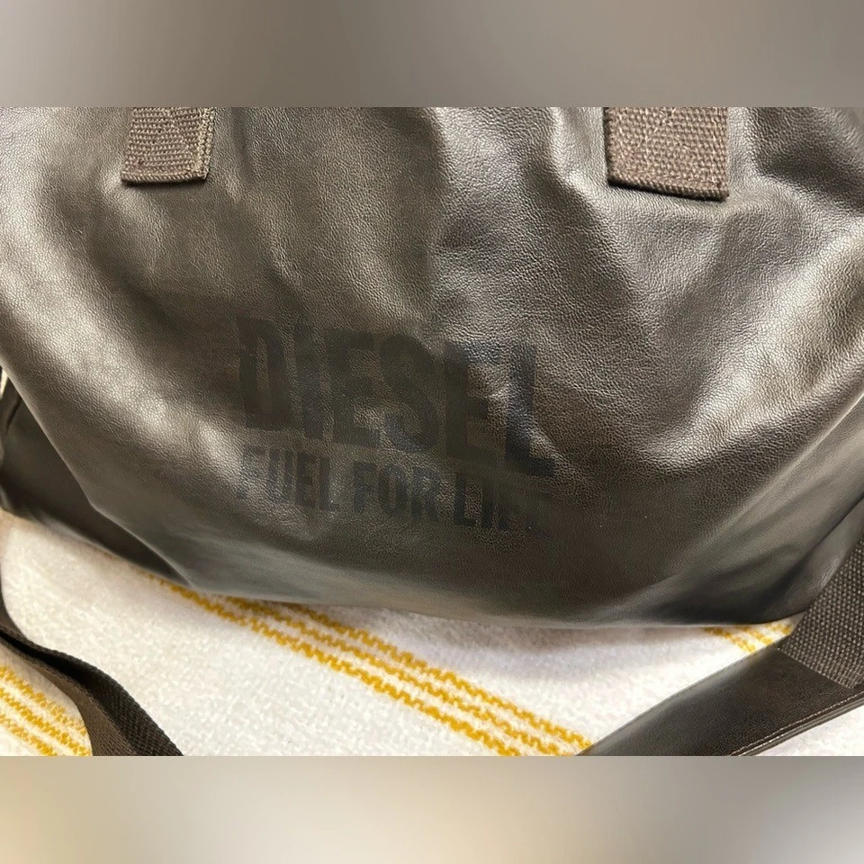 Diesel Large Duffel Style Travel Bag - Image 2 of 4