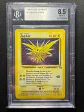 Pokémon Zapdos Fossil 1999 15/62 Rare Holo BGS 8.5