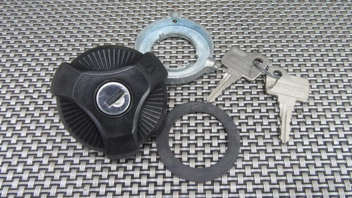 2512308 Fuel Tank Cap with Key for Piaggio Ape 50 Tank IN