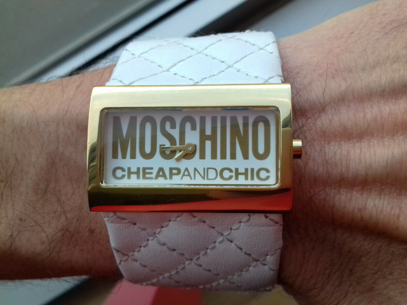 Moschino MW0016 CHEAP AND CHIC Vintage Sammlung Luxus Uhren NOS Montre Uhr