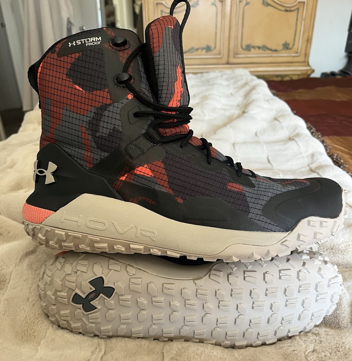 Under Armour HOVR Dawn Grid Boots Hiking Camo 3023688-600  display picture 2