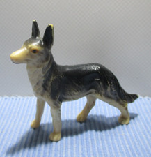 Hund alt  Miniatur  Figur   Vintage
