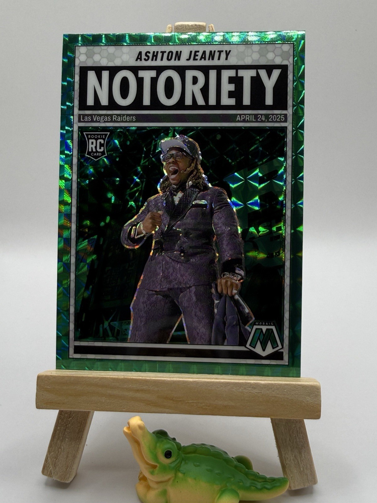 2025 Panini Mosaic #18 Ashton Jeanty Notoriety Mosaic Green