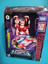 TRANSFORMERS LEGACY ELITA-1
