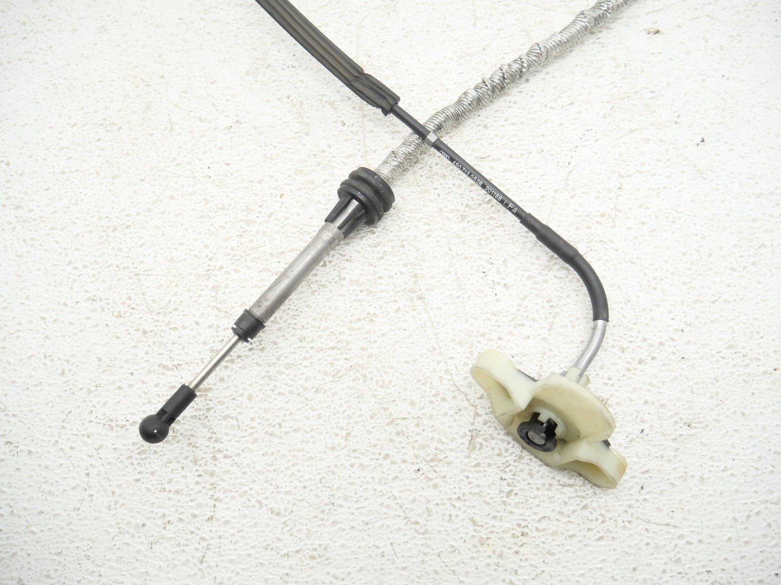 Audi R8 Spyder 2017-2023 Emergency cable P/N 4S0713052B