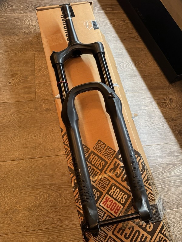 Rockshox Lyrik RCT3 Suspension Fork 27.5 Black 180mm Adjustable 15x110 Boost MTB