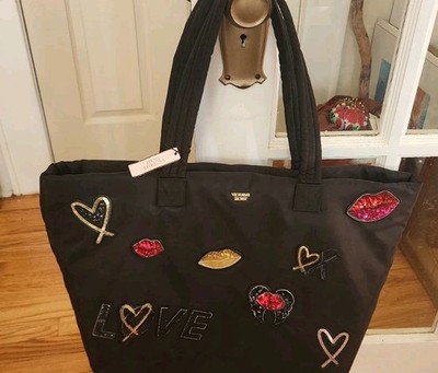 VICTORIAS SECRET TOTE WEEKENDER RUNWAY PATCH Zip Top Bag