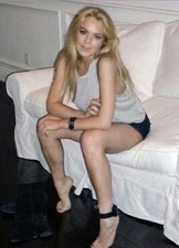 “Lindsay Lohan” Sexy Female Actress Famous Celebrity 5X7 Glossy “STUNNING” NEW!